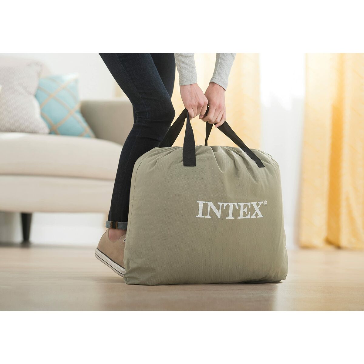 Luftmadrass Intex Dura-Beam Basic Deluxe Twin 99 x 42 x 191 cm finns hos Aktivcamping