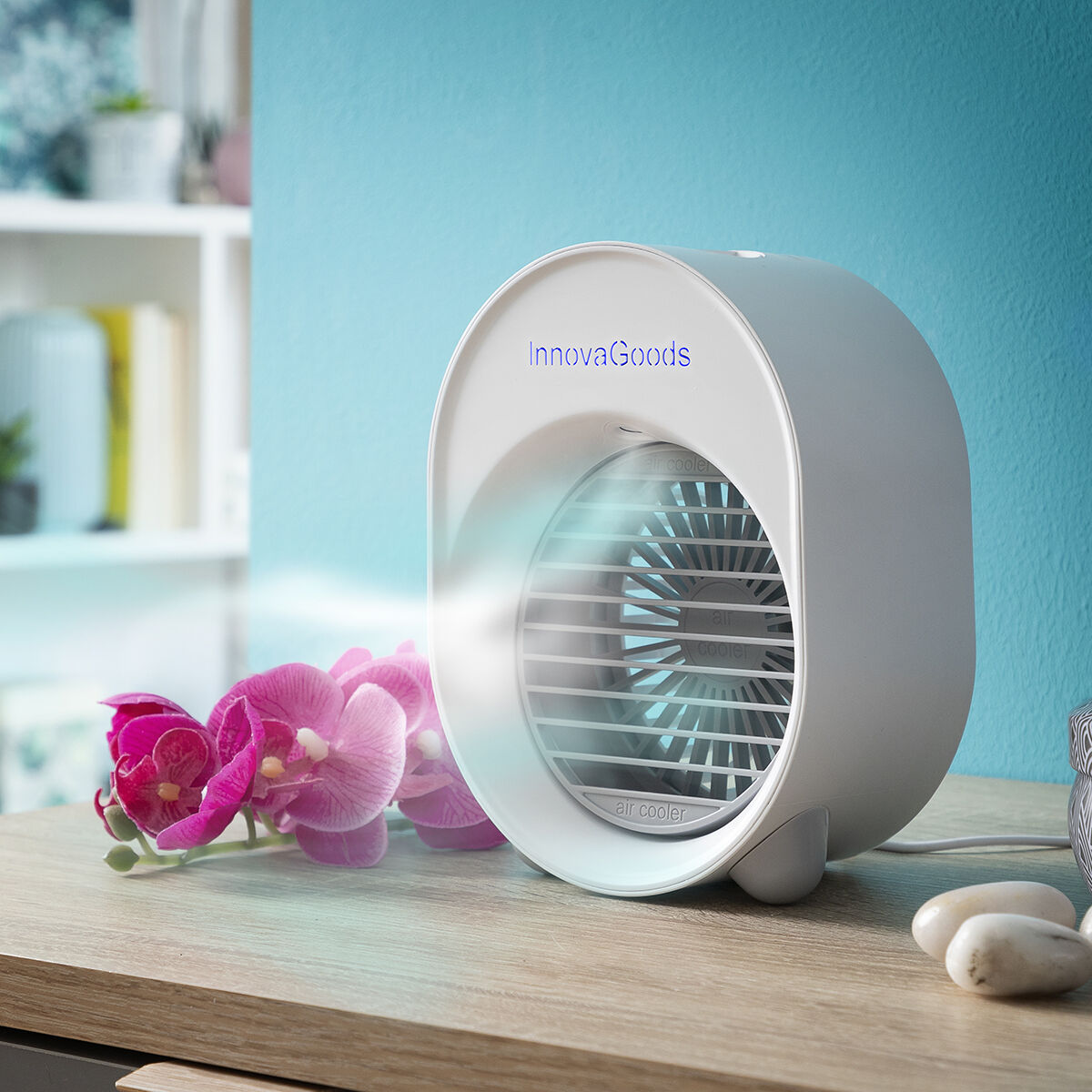 Mini Ultraljudsluftkylare-luftfuktare med LED Koolizer InnovaGoods - finns hos Aktivcamping