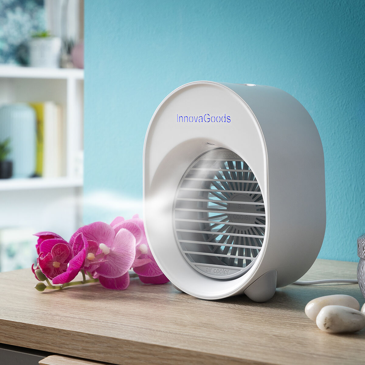 Mini Ultraljudsluftkylare-luftfuktare med LED Koolizer InnovaGoods - finns hos Aktivcamping