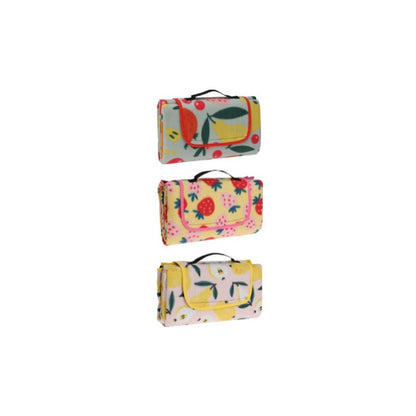 Picnic blanket 130 x 150 cm finns hos Aktivcamping