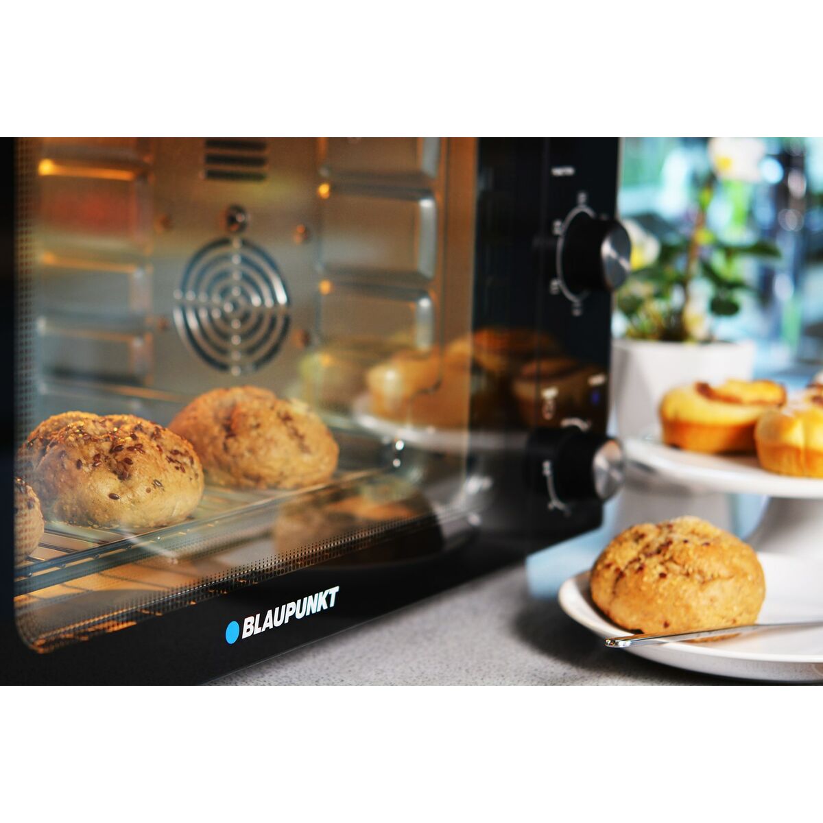 Portabel ugn Campingkök Blaupunkt EOM601 1800 W - finns hos Aktivcamping