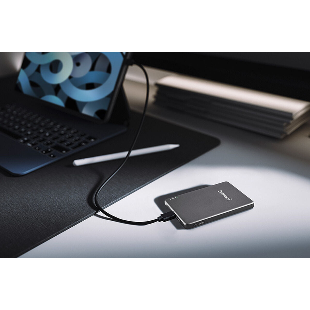 Powerbank INTENSO MW5000 5000 mAh Grå finns hos Aktivcamping
