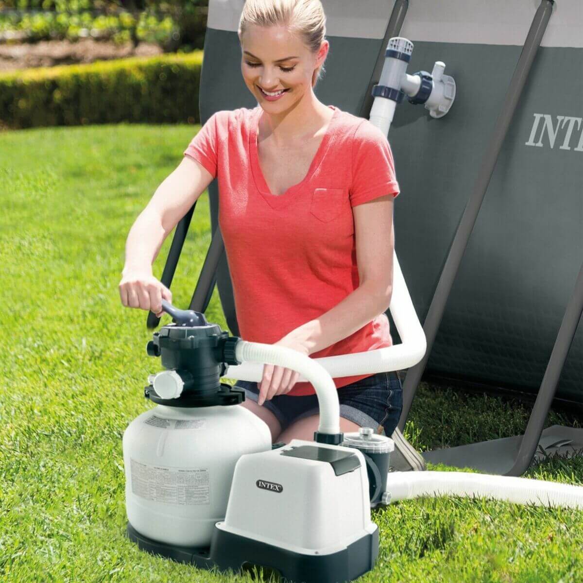 Reningsverk för simbassäng Intex Kristal Clear 37800 L - finns hos Aktivcamping