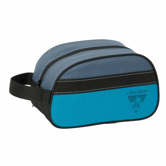 Resenecessär BlackFit8 California 26 x 15 x 12 cm finns hos Aktivcamping