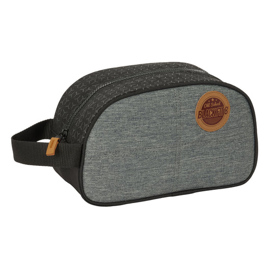 Resenecessär BlackFit8 Old school 26 x 15 x 12 cm - finns hos aktivcamping.se