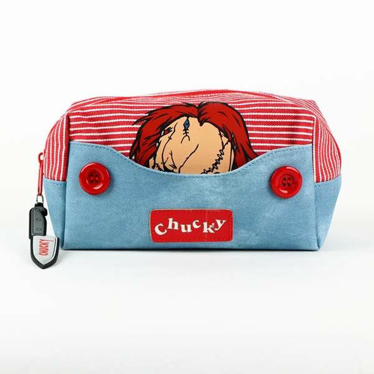 Resenecessär Chucky Röd finns hos Aktivcamping