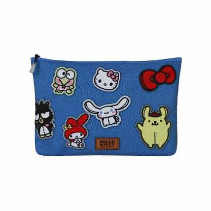 Resenecessär Hello Kitty finns hos Aktivcamping