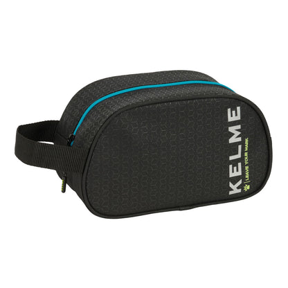 Resenecessär Kelme Iron Svart 26 x 15 x 12 cm - finns hos Aktivcamping