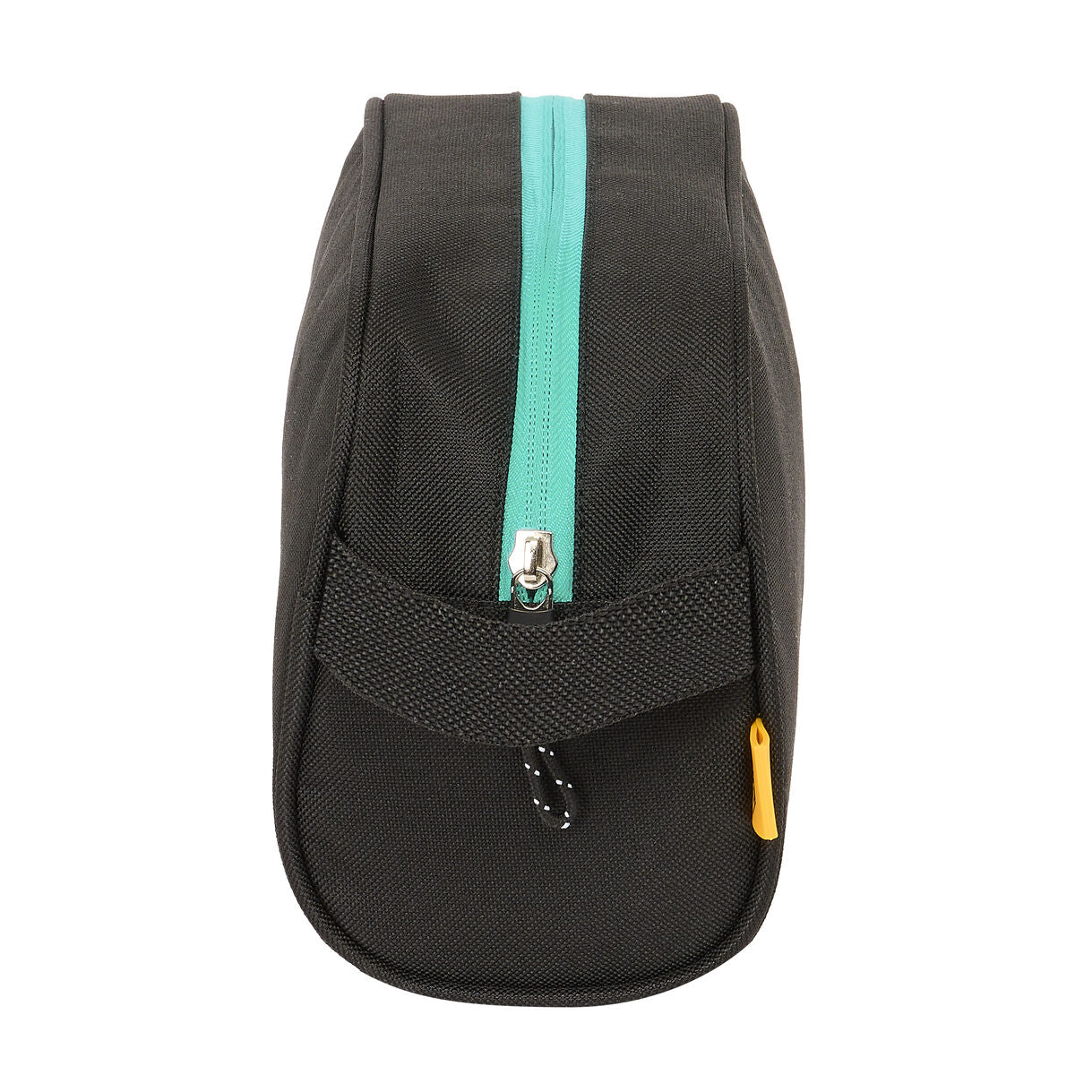 Resenecessär Kings League El barrio Svart 24 x 15 x 10 cm finns hos Aktivcamping