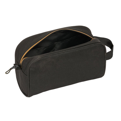 Resenecessär Kings League Svart 24 x 15 x 10 cm finns hos Aktivcamping