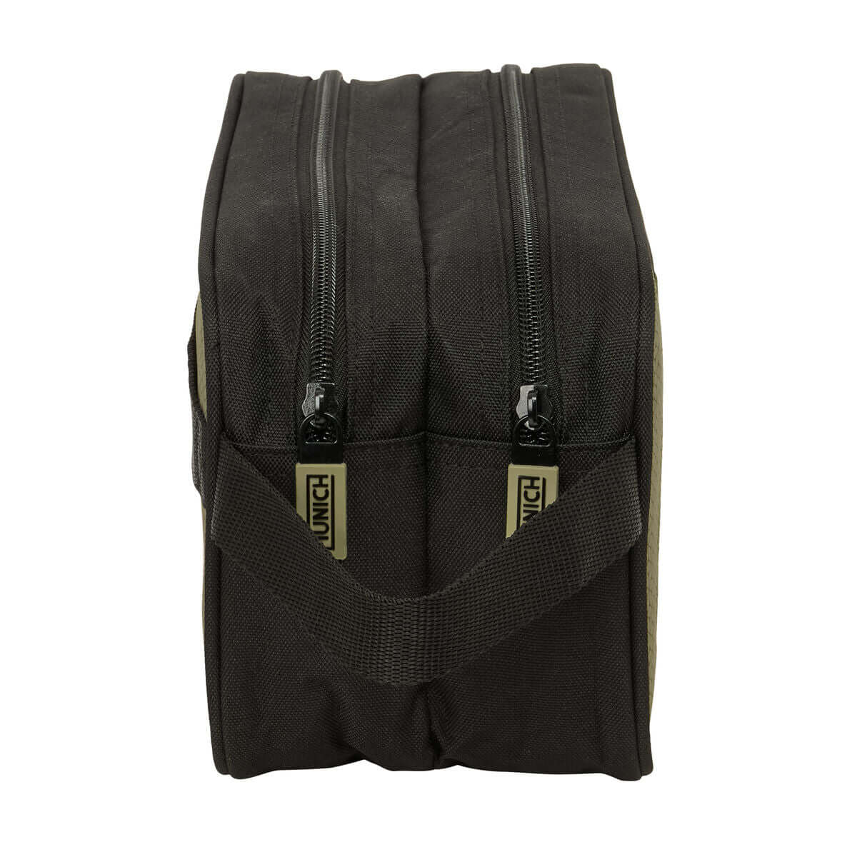 Resenecessär Munich West Svart Grön - finns hos aktivcamping.se