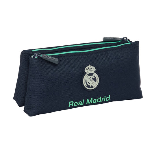 Resenecessär Real Madrid C.F. Sportig 22 x 10 x 8 cm finns hos Aktivcamping