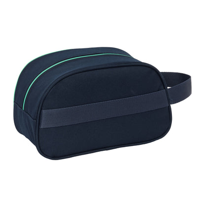 Resenecessär Real Madrid C.F. Sportig 26 x 15 x 12 cm finns hos Aktivcamping