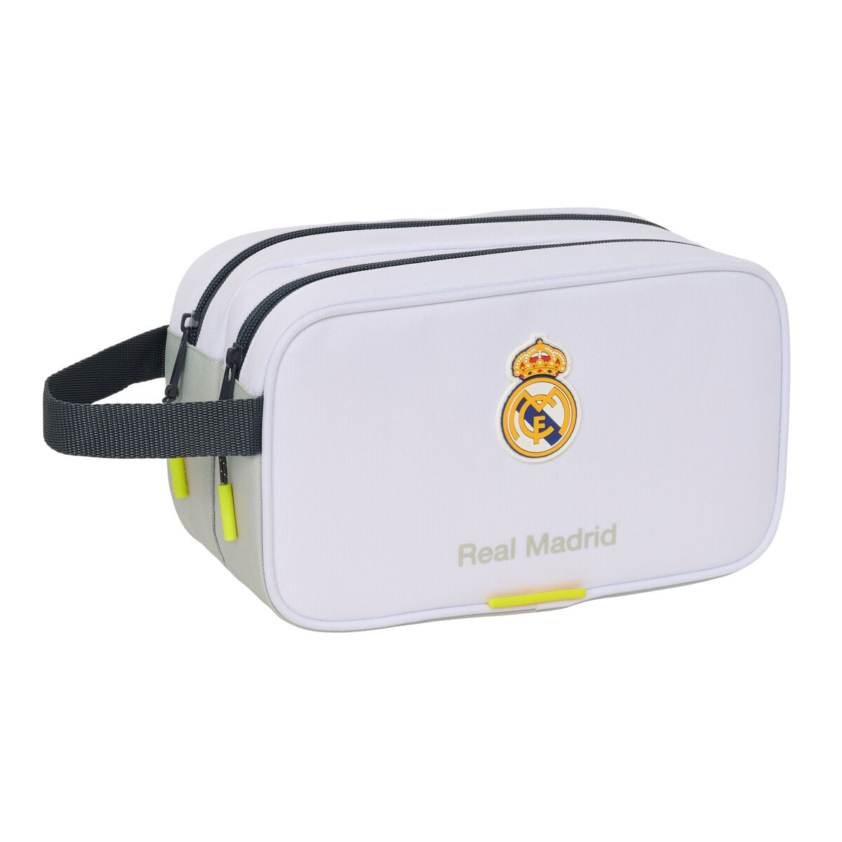 Resenecessär Real Madrid C.F. Vit Sportig 26 x 15 x 12.5 cm finns hos Aktivcamping