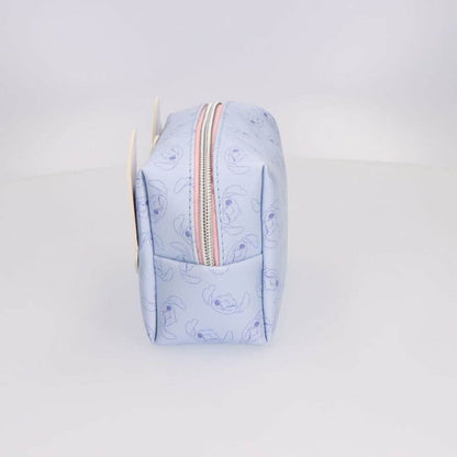 Resenecessär Stitch Blå - finns hos Aktivcamping