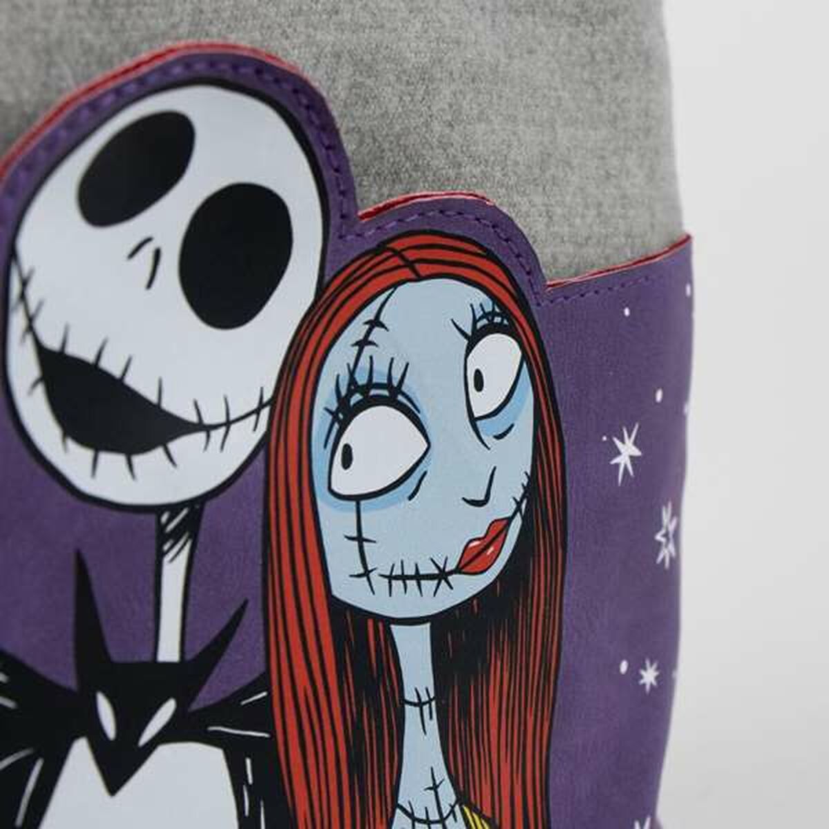 Resenecessär The Nightmare Before Christmas 28 x 16 x 5 cm finns hos Aktivcamping