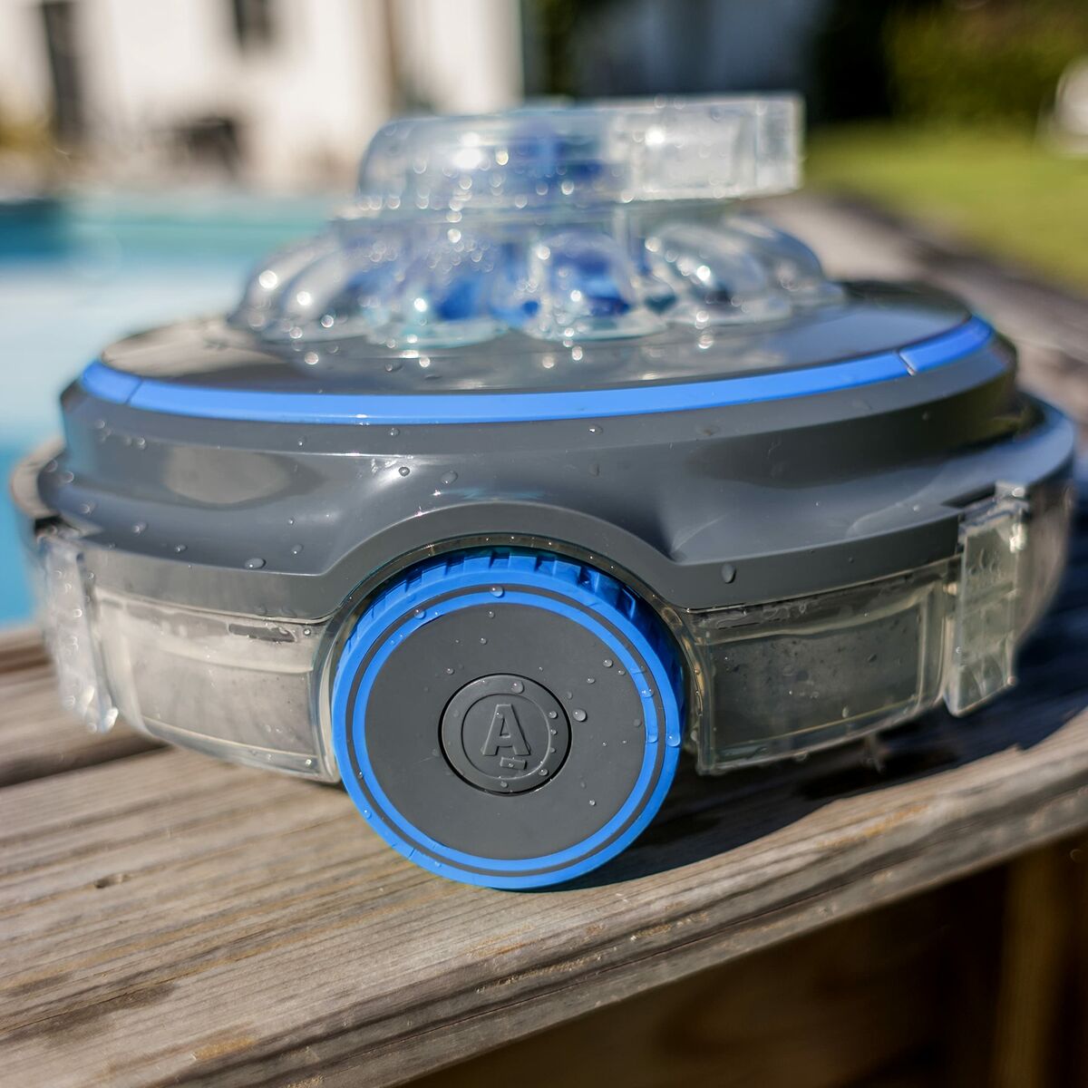 Robotdammsugare för simbassänger Gre Wet Runner Plus RBR75 finns hos Aktivcamping