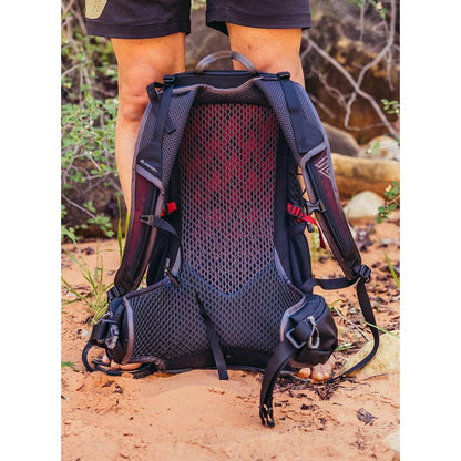 Ryggsäck Gregory Zulu 20 LT Svart Polyester Legerat stål 20 L - finns hos Aktivcamping