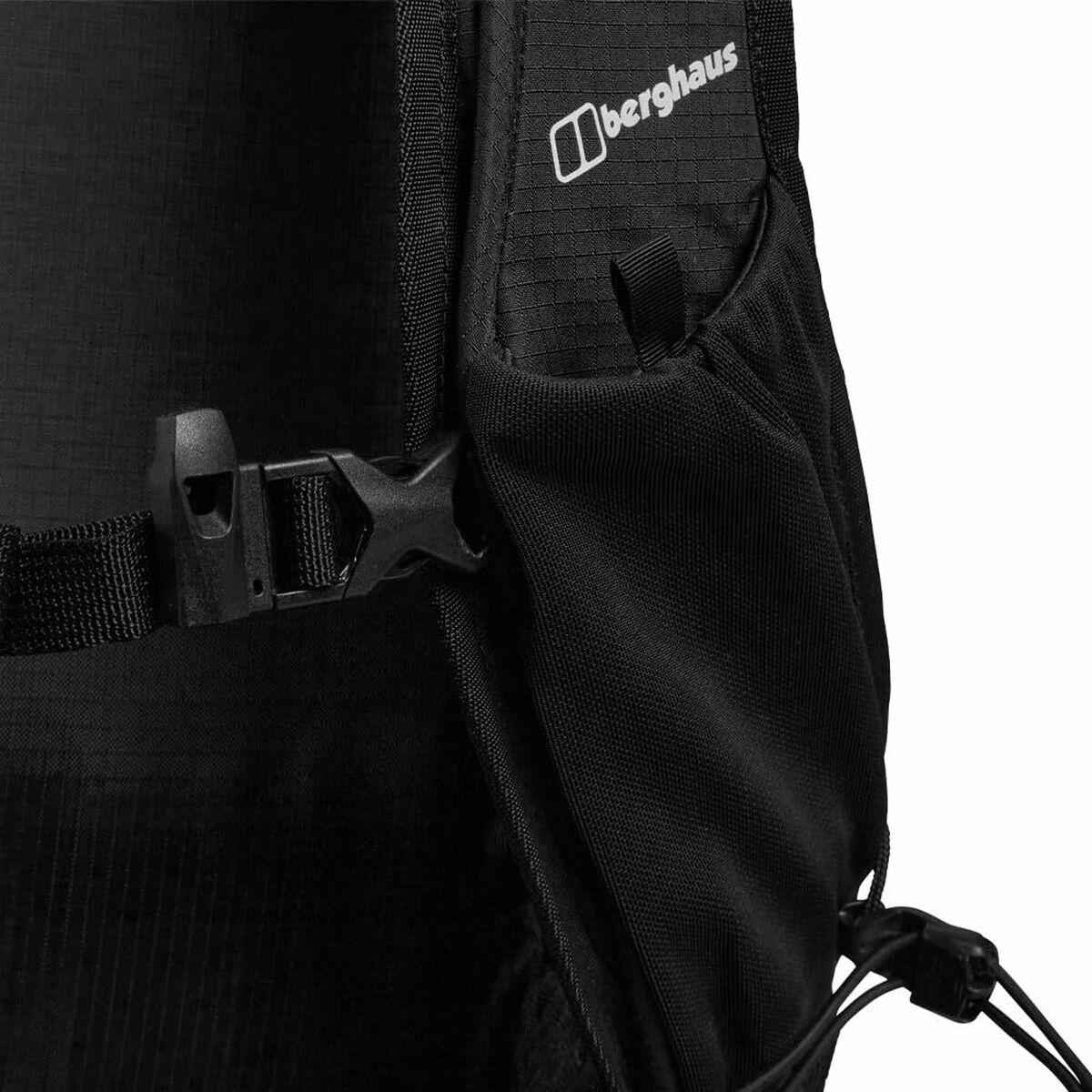 Ryggsäck Träningsväska Berghaus Remote Hike 23l Dame Svart 23 L finns hos Aktivcamping