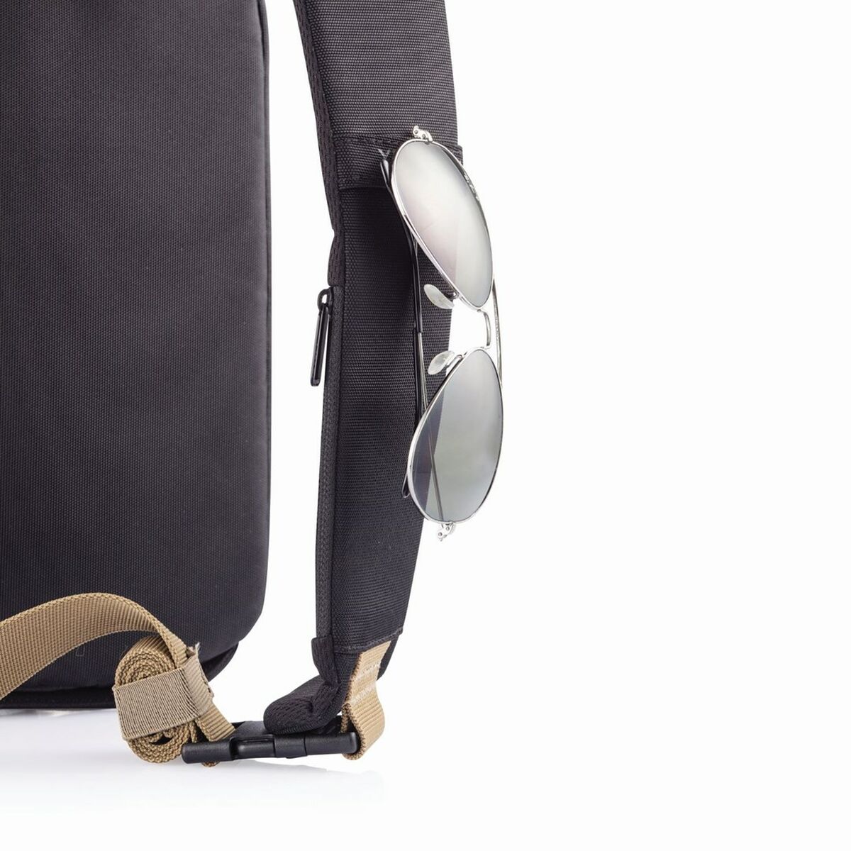 Ryggsäck XD Design Bobby Sling Svart - finns hos Aktivcamping