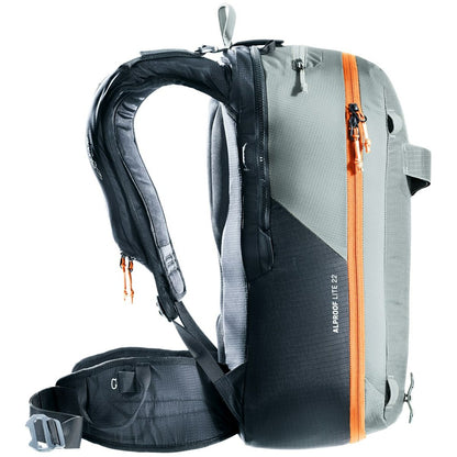 Ryggsäck för bergmiljö Deuter Alproof Lite 22 Blå Grå 22 L finns hos Aktivcamping