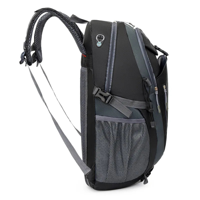 Ryggsäck Outdoor Camping med hörlursuttag svart polyester