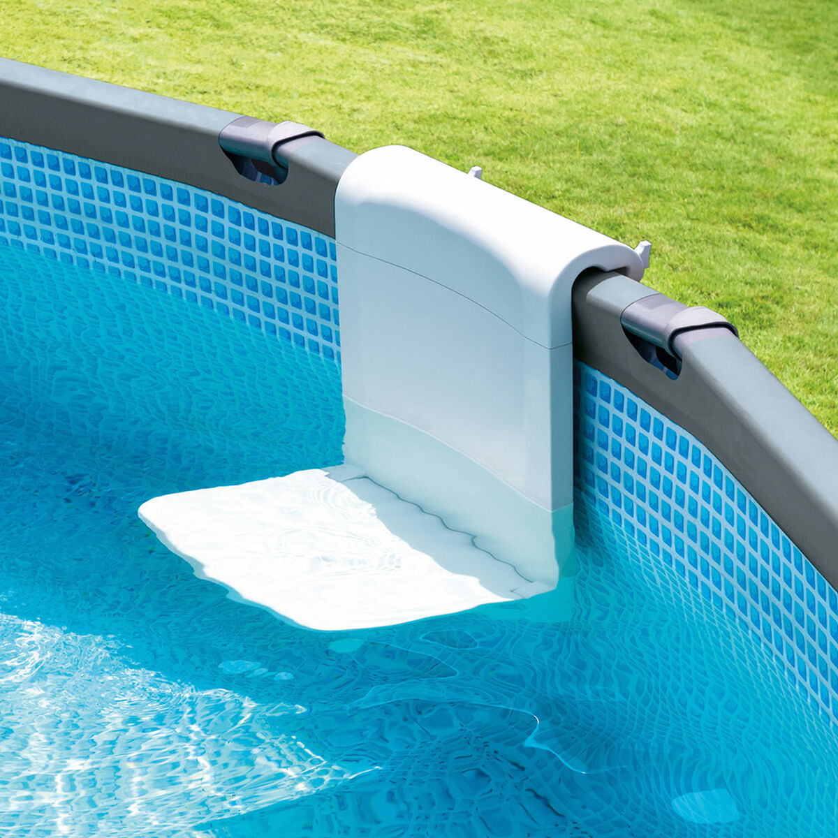 Sits Intex 28053 finns hos Aktivcamping