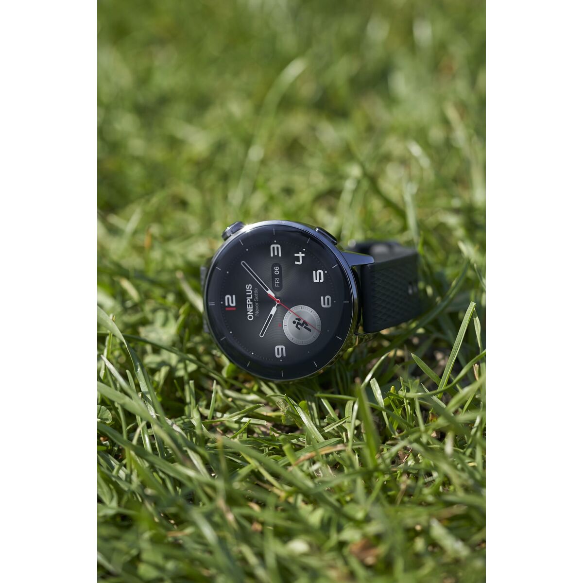 Smartklocka OnePlus Watch 3 Svart Titan 1,32" 43 mm finns hos Aktivcamping