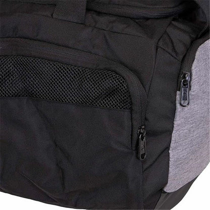 Sportväska Champion Small Duffel Svart One size finns hos Aktivcamping