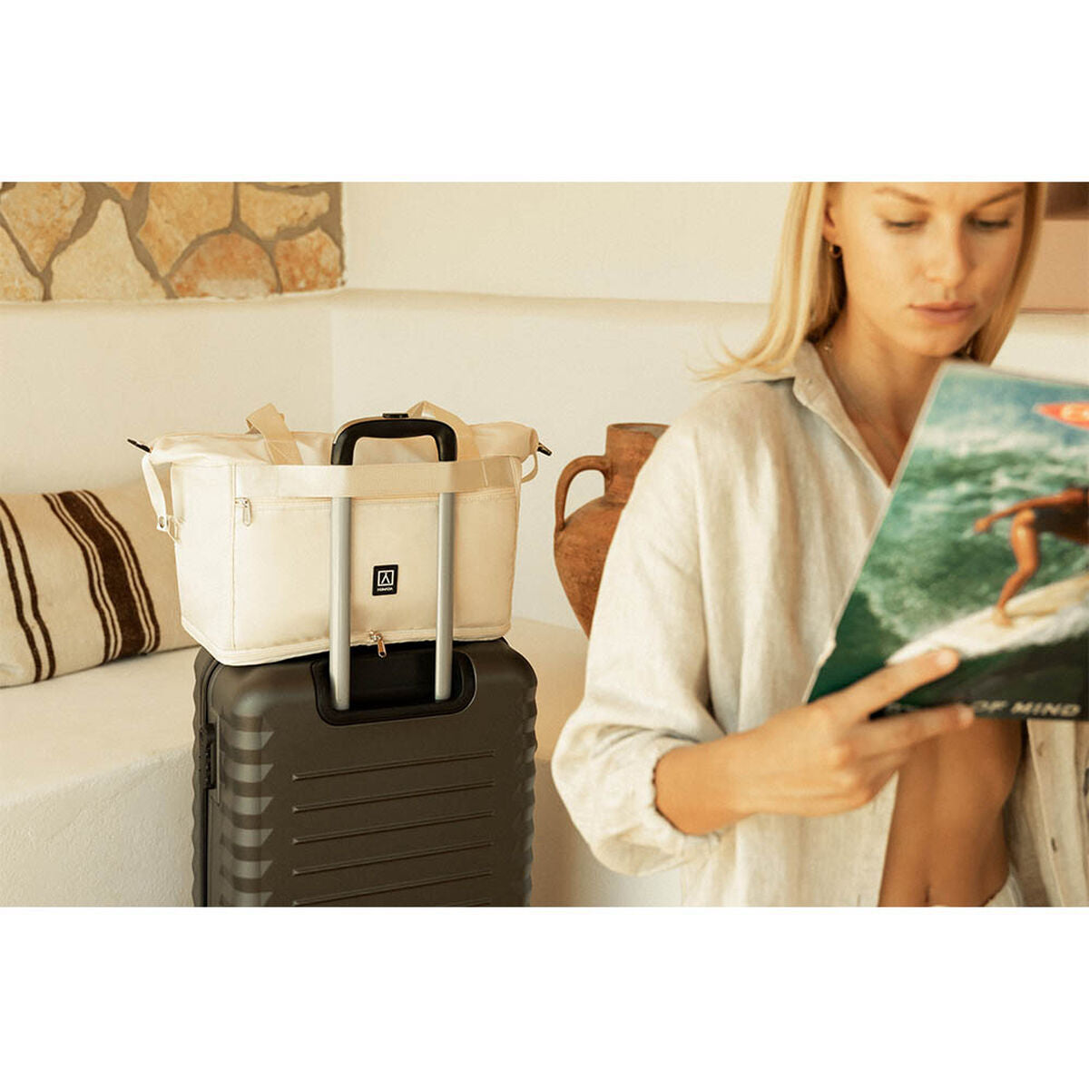 Sportväska Numada Beige 35 L finns hos Aktivcamping