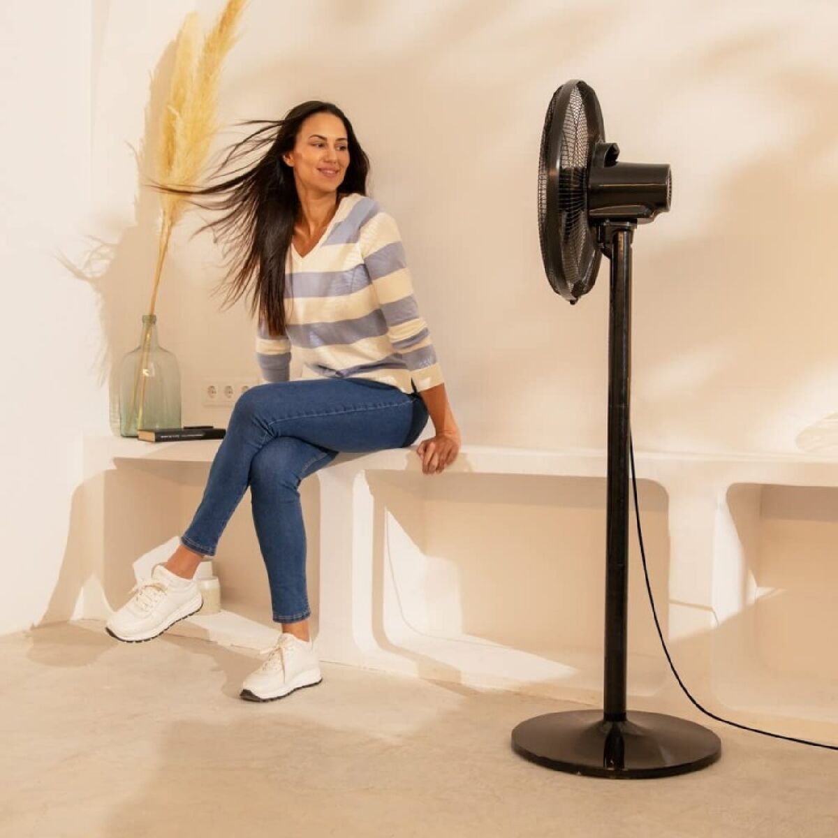 Stående Fläkt Cecotec EnergySilence 555 2in1 Smart XL Svart 55 W finns hos Aktivcamping