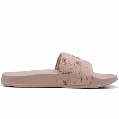 Strandtofflor dam Puma Leadcat 2.0 Crafted Flowers - SS25 401321 01 Rosa finns hos Aktivcamping