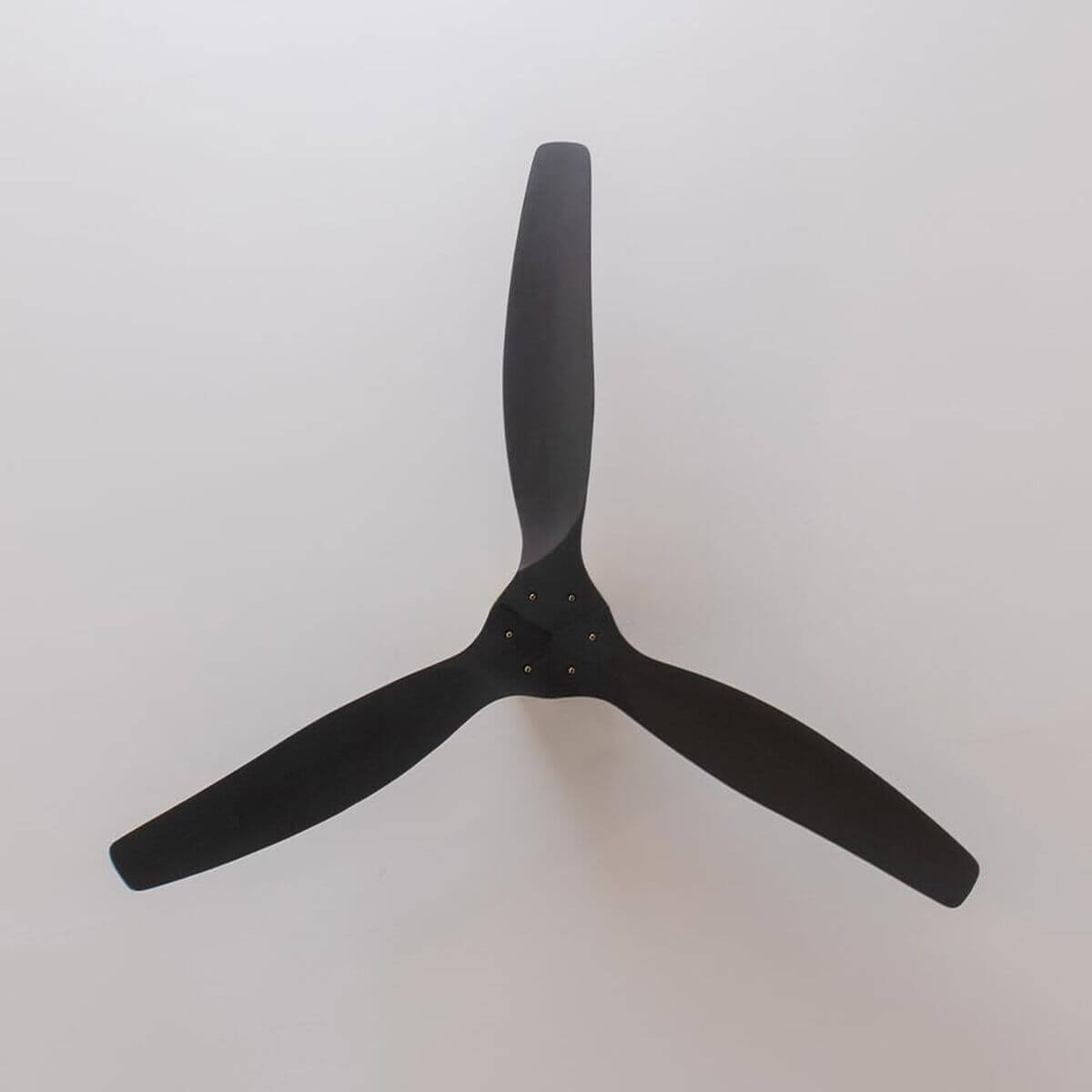Takfläkt Cecotec Aero 5400 Classic 40 W Ø 132 cm Svart Gyllene finns hos Aktivcamping