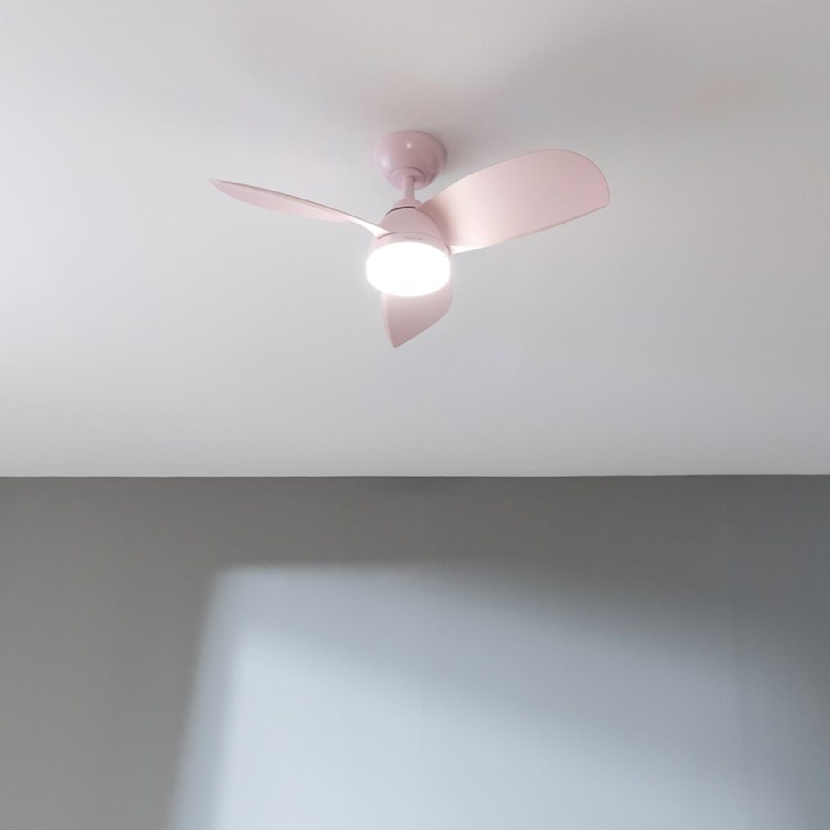 Takfläkt Cecotec EnergySilence Aero 3050 Rosa 35 W finns hos Aktivcamping