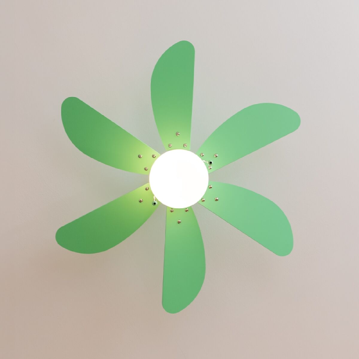 Takfläkt med belysning Cecotec EnergySilence Aero 3600 Vision Full Grön 50 W finns hos Aktivcamping