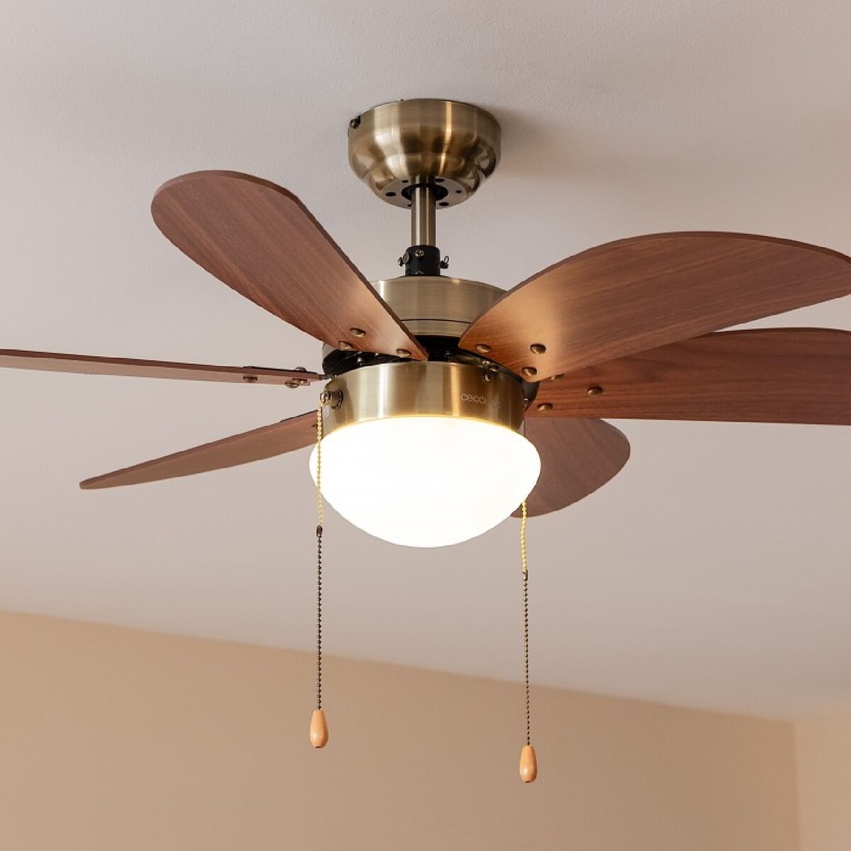 Takfläkt med belysning Cecotec EnergySilence Aero 365 Gyllene Trä 50 W finns hos Aktivcamping