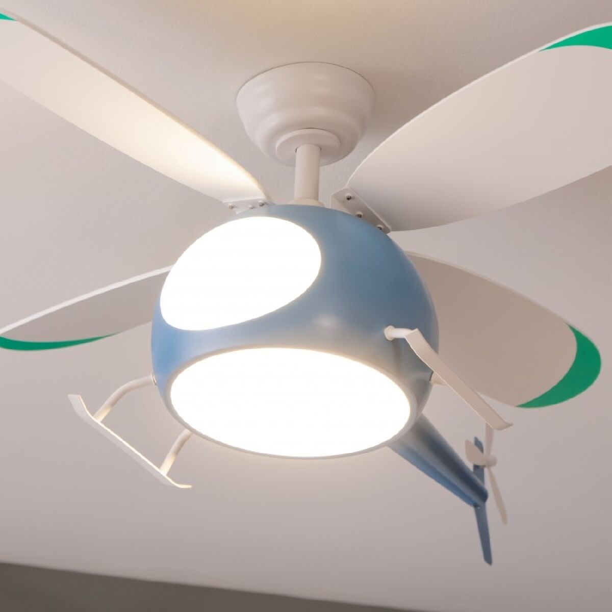 Takfläkt med belysning Cecotec EnergySilence Aero 4600 Helicopter Blå 35 W 32 W Helikopter finns hos Aktivcamping