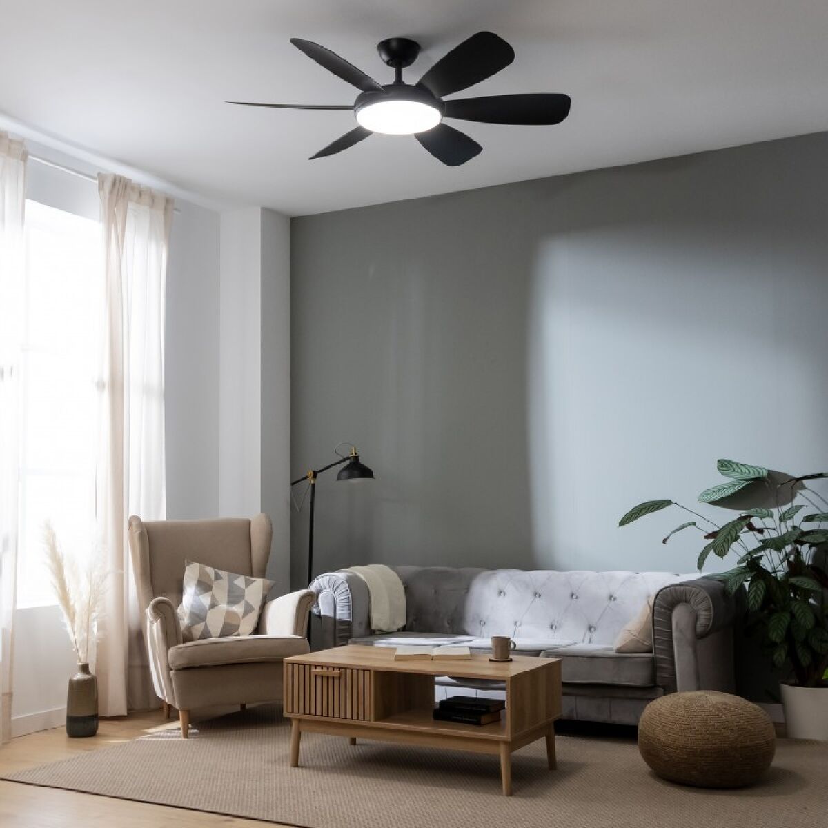Takfläkt med belysning Cecotec EnergySilence Aero 5200 Svart 55 W 32 W finns hos Aktivcamping