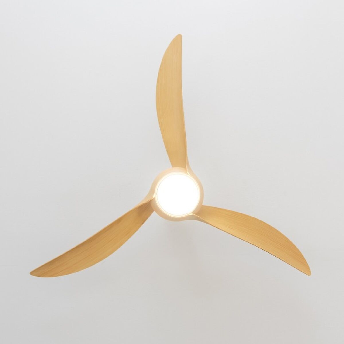 Takfläkt med belysning Cecotec EnergySilence Aero 5295 18 W 40 W Trä (3000-6500 K) finns hos Aktivcamping
