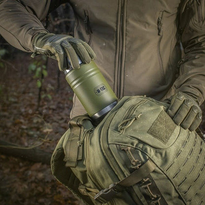 Termos M-TAC UN-R02-750A Oliv 750 ml finns hos Aktivcamping