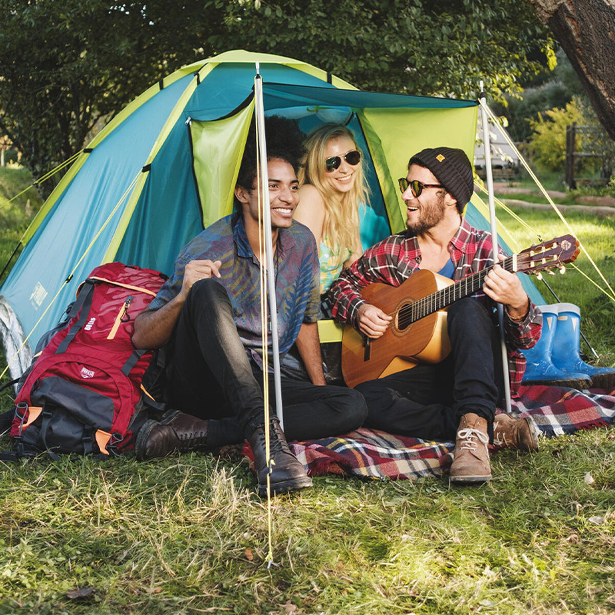 Tält Bestway 210 x 210 x 120 cm finns hos Aktivcamping