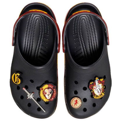 Tofflor Crocs Gryffindor Classic Clog Svart finns hos Aktivcamping