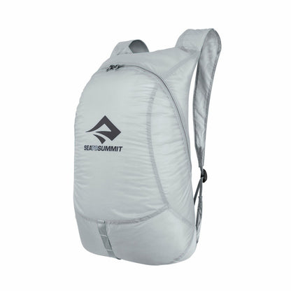 Träningsväska Sea to Summit ATC012021/HR/20L Grå finns hos Aktivcamping