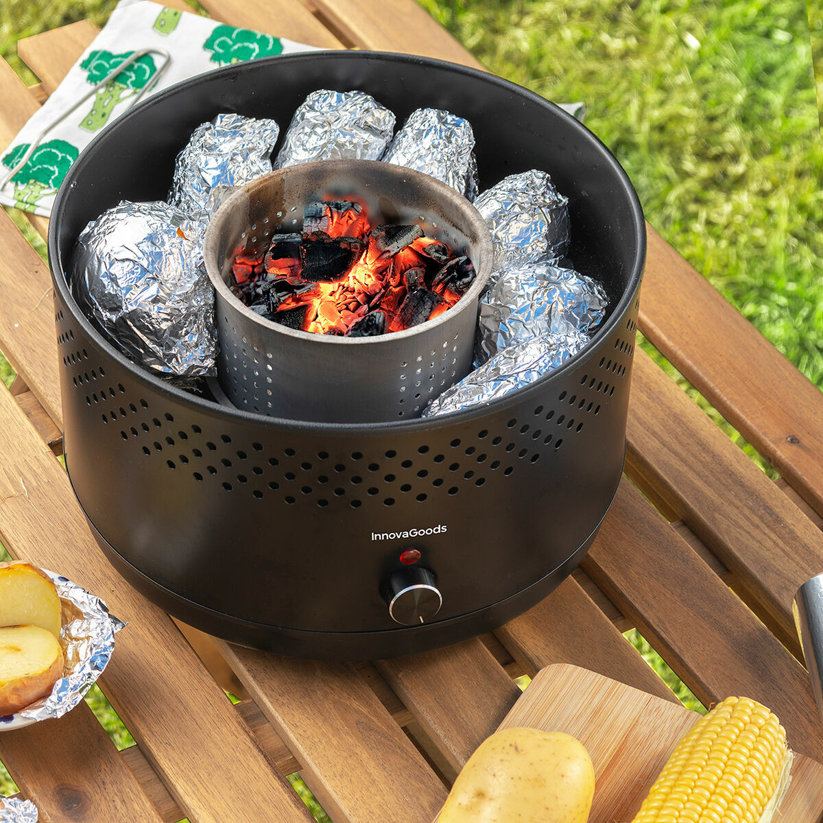 Portable smokeless charcoal grill CleanQ InnovaGoods