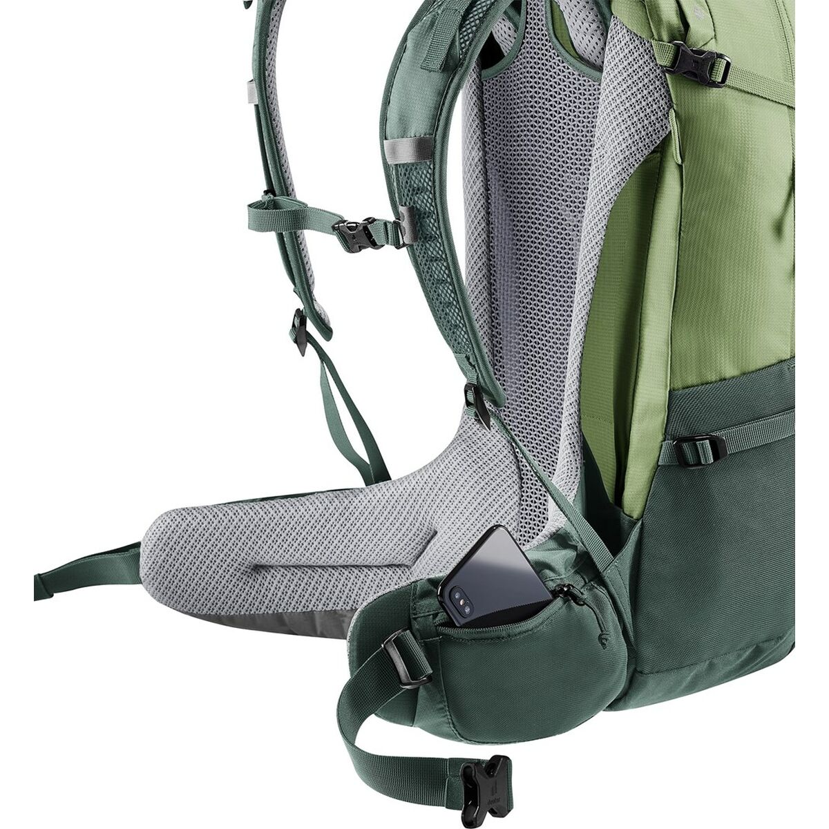 Vandringsryggsäck Deuter Futura 27 Grön 27 L - finns hos Aktivcamping