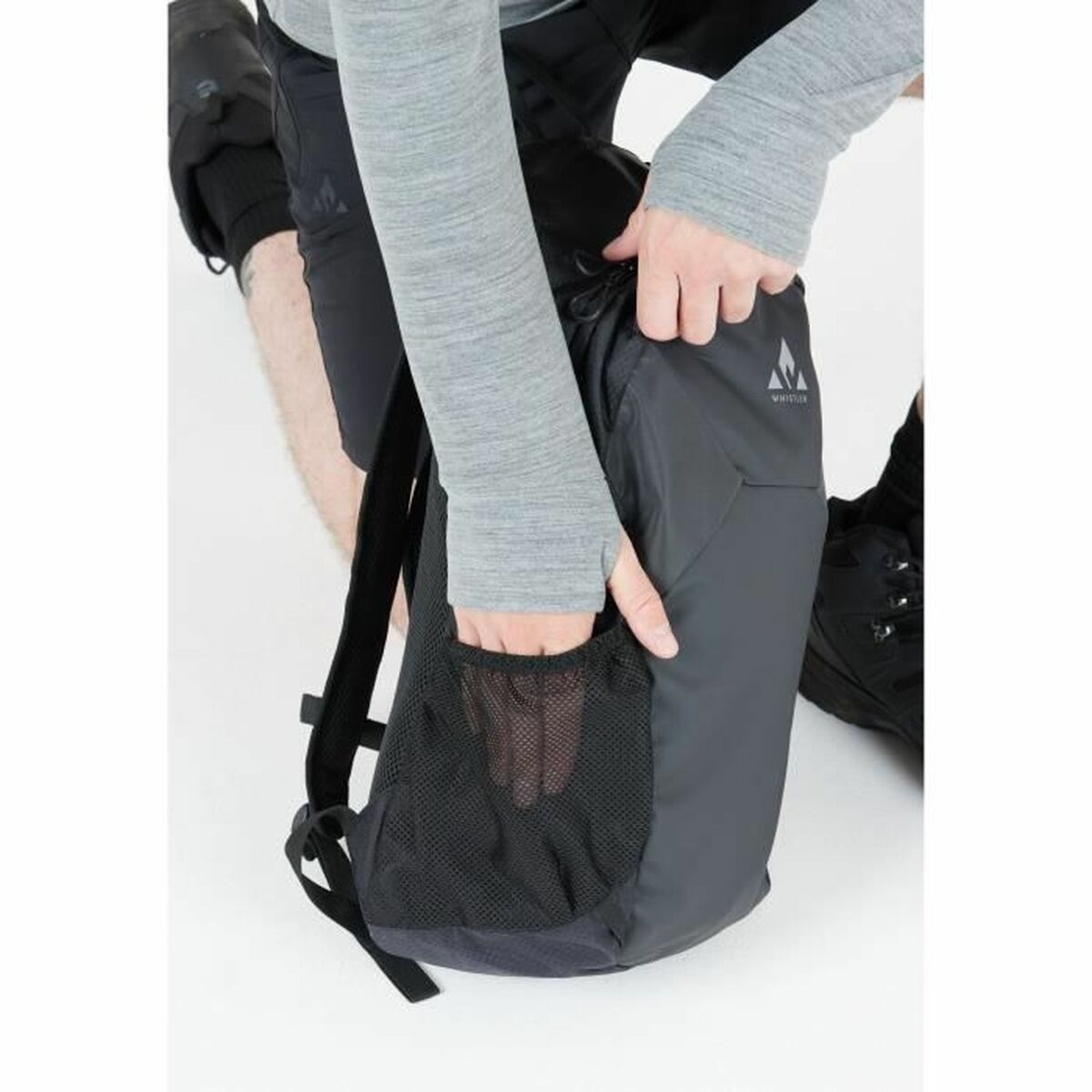 Vandringsryggsäck Whistler Froswick Svart 20 L 50 x 25 x 14,5 cm finns hos Aktivcamping