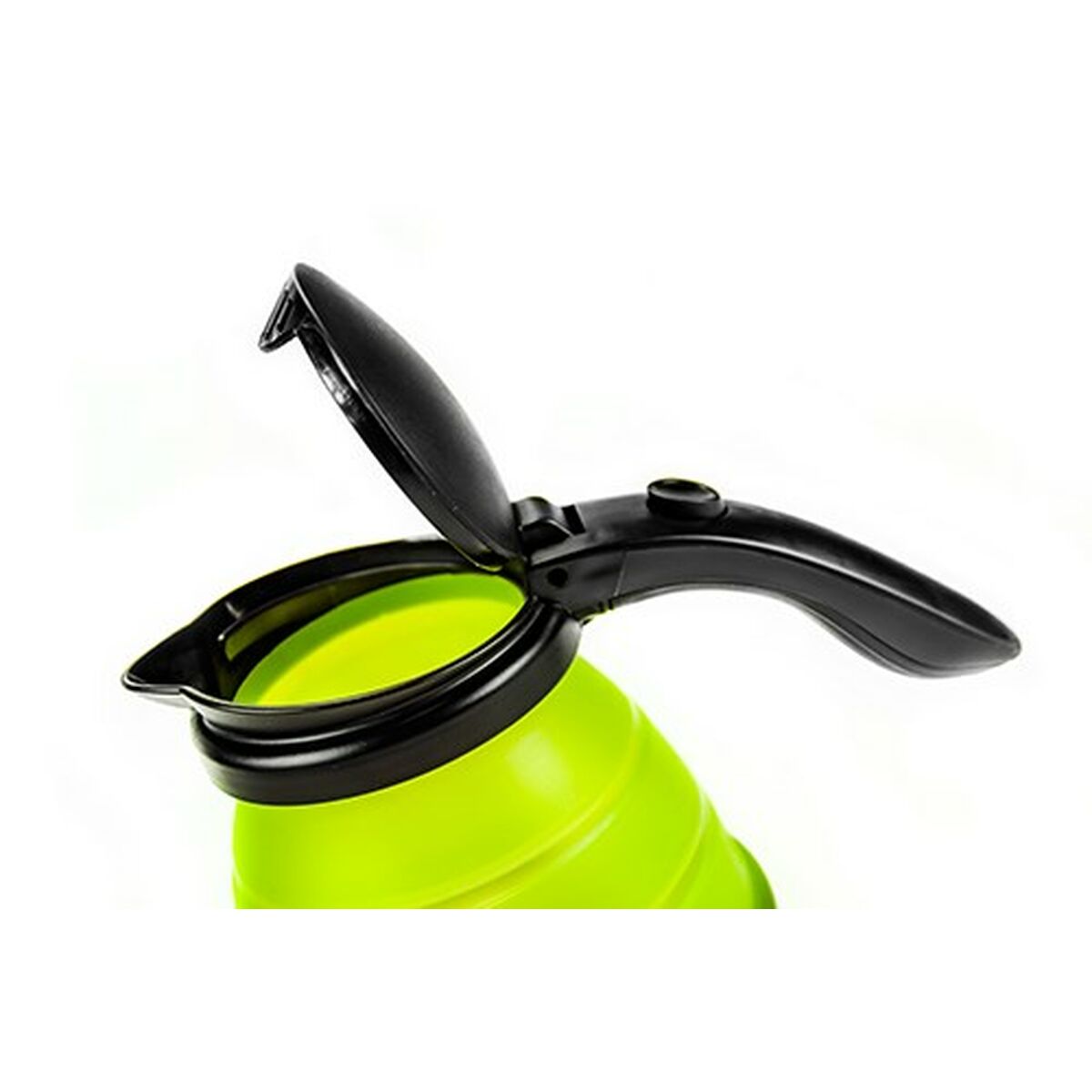 Vattenkokare Adler CR 1265 Svart Grön Plast 750 W 500 ml finns hos Aktivcamping