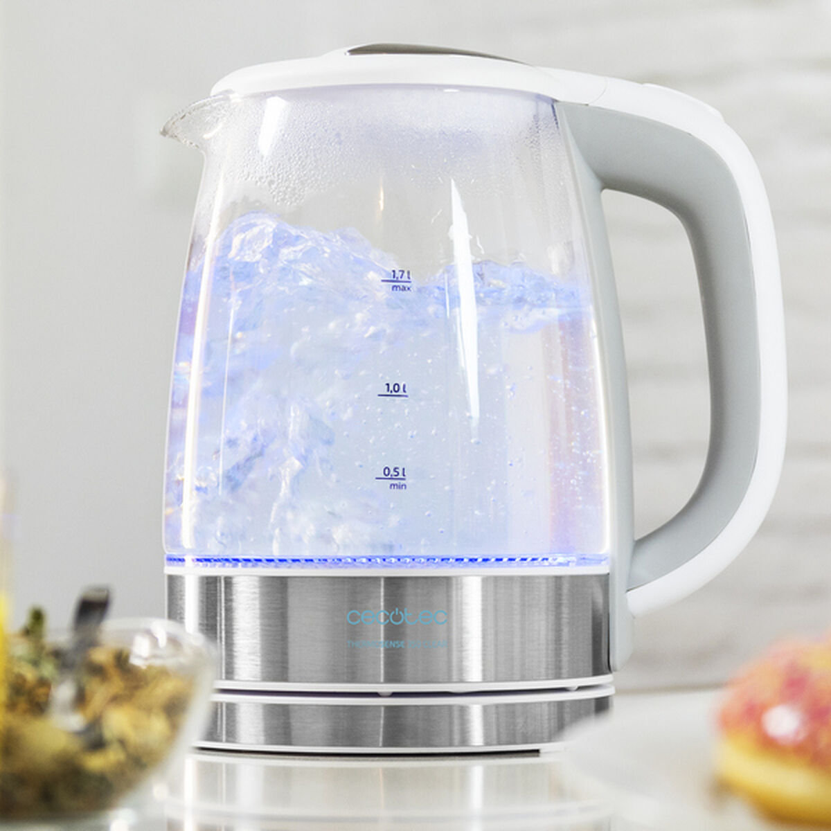 Vattenkokare Cecotec ThermoSense 350 Clear 2200W 1,7 L 2200 W 1850-2200 W 1,7 L finns hos Aktivcamping