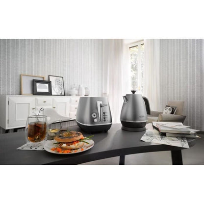 Vattenkokare DeLonghi KBI2001.S 2000 W 1,7 L Silvrig Krom Metall finns hos Aktivcamping