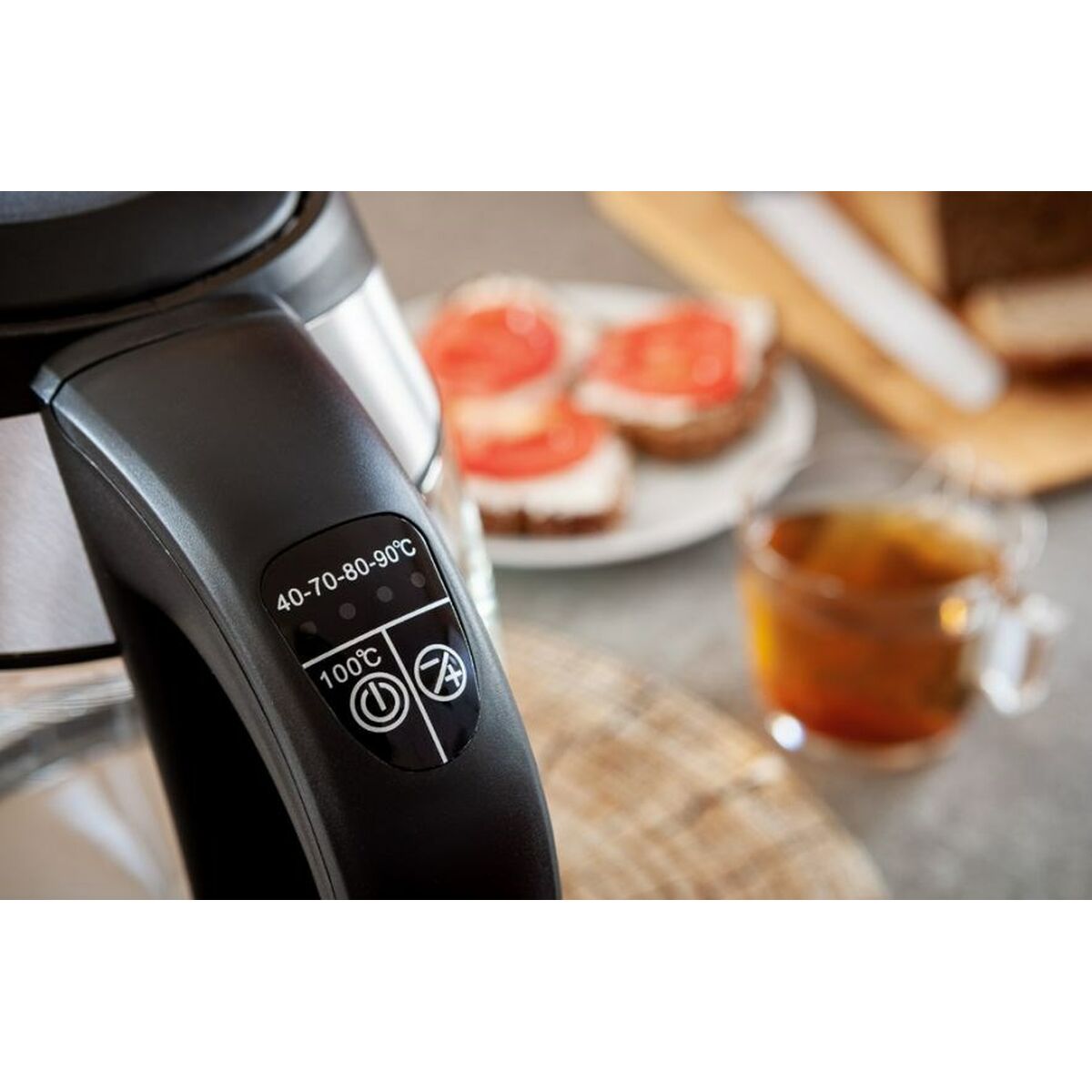 Vattenkokare Eldom C520 Glas 2200 W 1,7 L finns hos Aktivcamping
